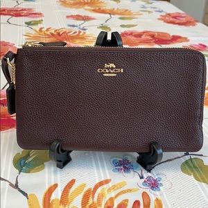 Coach Pebbled Double Zip Wallet